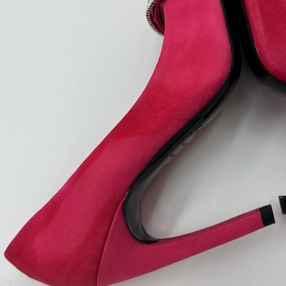 Authentic New Roger Vivier embellished crystal buckle pumps - Picture 17 of 17